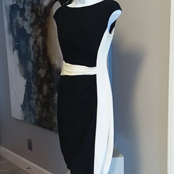 Ralph Lauren Dress Size Small - Picture 4 of 4
